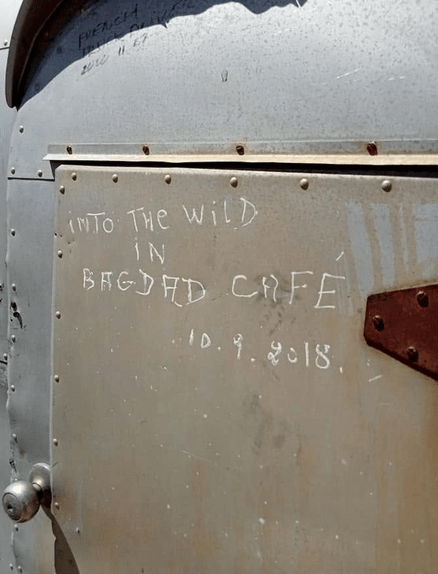 Déposer mon album à Bagdad Café ! Un rêve !